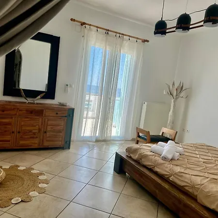 Mare Monte 1 Apartament Parasporos